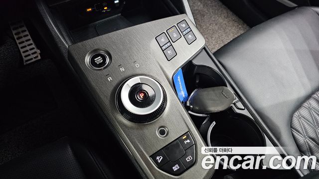 Kia Sportage Hybrid (V) HEV 1.6 2WD Signature 2025 — фото 9