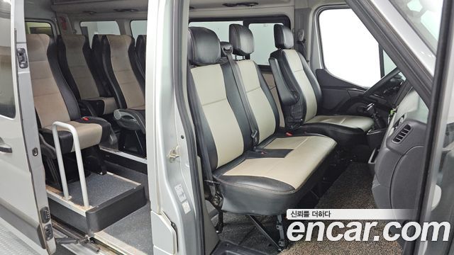 Renault Korea Master 2.3 15-Seater 2020 — фото 15