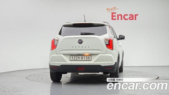 KG Mobility (SsangYong) Very New Tivoli Gasoline 1.5 2WD V3 2022 — фото 4