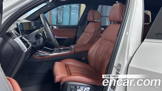 BMW X7 (G07) xDrive 40i M Sport 6STR 2025 — фото 10