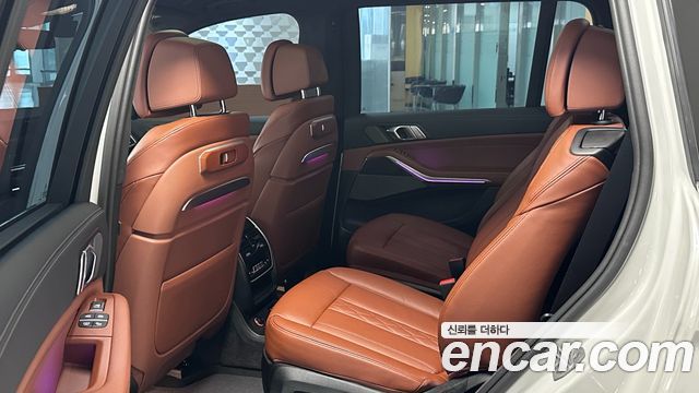 BMW X7 (G07) xDrive 40i M Sport 6STR 2025 — фото 15