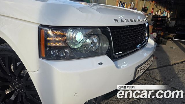 Land Rover Range Rover 4.4 TDV8 Vogue 2011 — фото 19