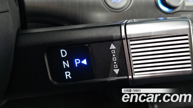 Hyundai Kona Electric (SX2) Long Range Premium 2023 — фото 9