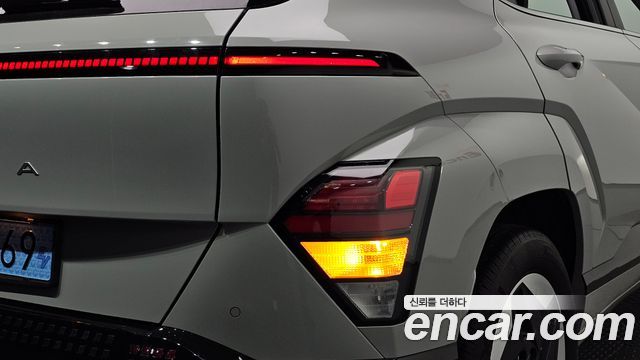 Hyundai Kona Electric (SX2) Long Range Premium 2023 — фото 23