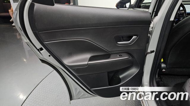 Hyundai Kona Electric (SX2) Long Range Premium 2023 — фото 25