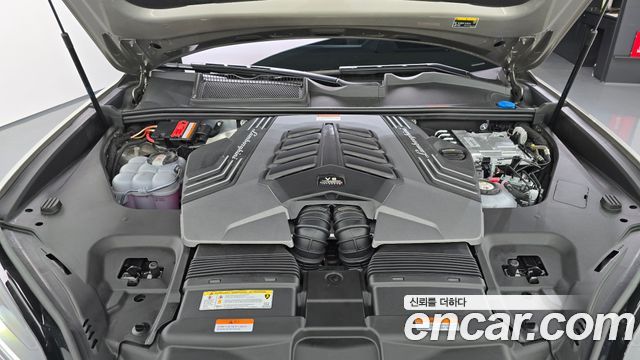 Lamborghini Urus 4.0 V8 SE 2025 — фото 6
