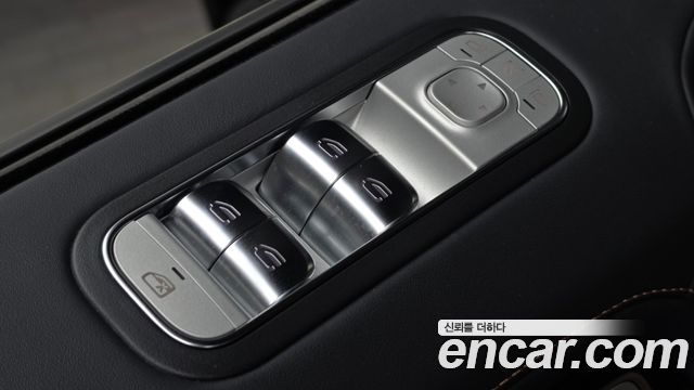 Mercedes-Benz G-Class (W465) AMG G63 Manufaktur 2025 — фото 34