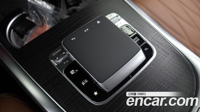 Mercedes-Benz G-Class (W465) AMG G63 Manufaktur 2025 — фото 36
