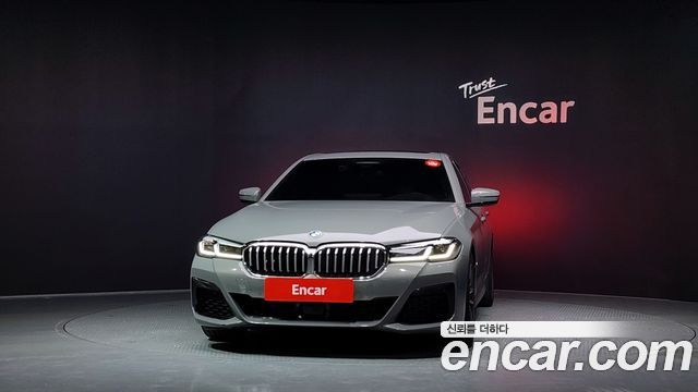 BMW 5 Series (G30) 520i M Sport 2022 — фото 3