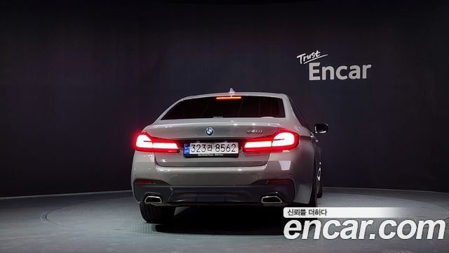 BMW 5 Series (G30) 520i M Sport 2022 — фото 4