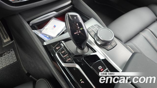 BMW 5 Series (G30) 520i M Sport 2022 — фото 9