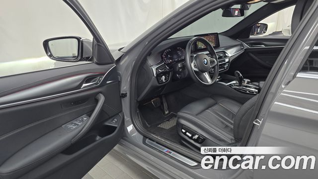 BMW 5 Series (G30) 520i M Sport 2022 — фото 10
