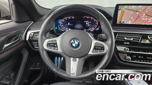 BMW 5 Series (G30) 520i M Sport 2022 — фото 12