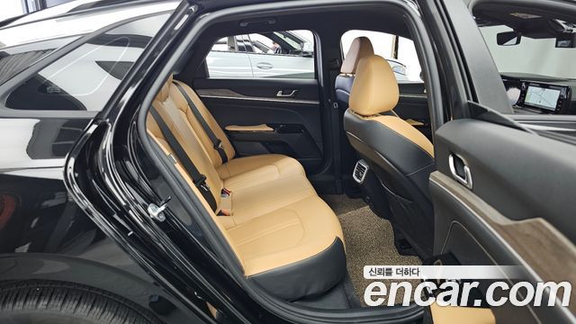 Kia K5 (III) 2.0 Noblesse 2022 — фото 12