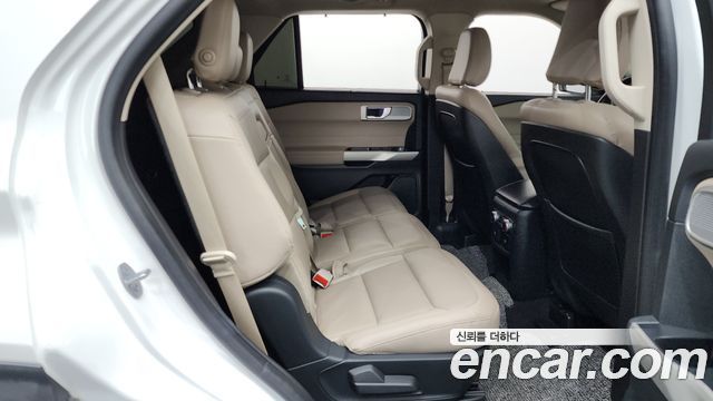 Ford Explorer (VI) 2.3 LimIted 4WD 2020 — фото 12