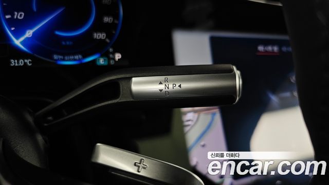 Mercedes-Benz EQS SUV (X296) EQS450 4MATIC Online Edition 2024 — фото 9