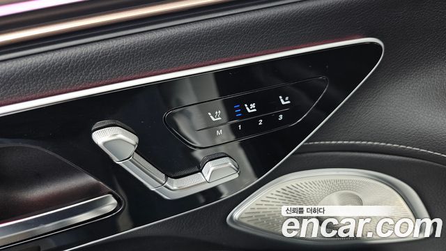 Mercedes-Benz EQS SUV (X296) EQS450 4MATIC Online Edition 2024 — фото 26