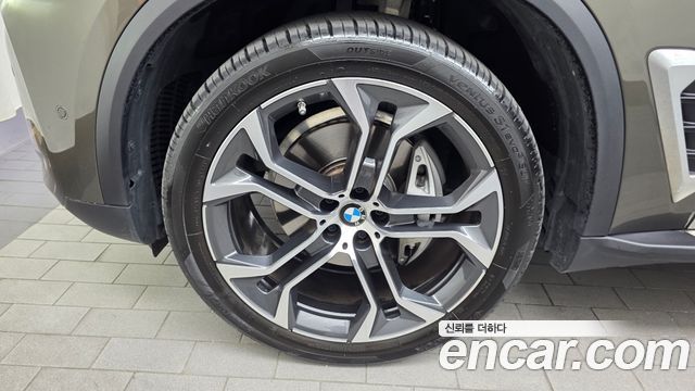 BMW X5 (G05) xDrive 40i xLine 2025 — фото 5