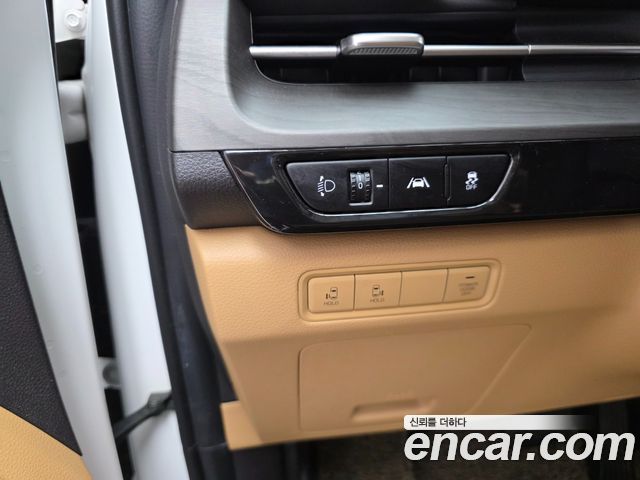 Kia Carnival (IV) Diesel 9-Seater Prestige 2023 — фото 21