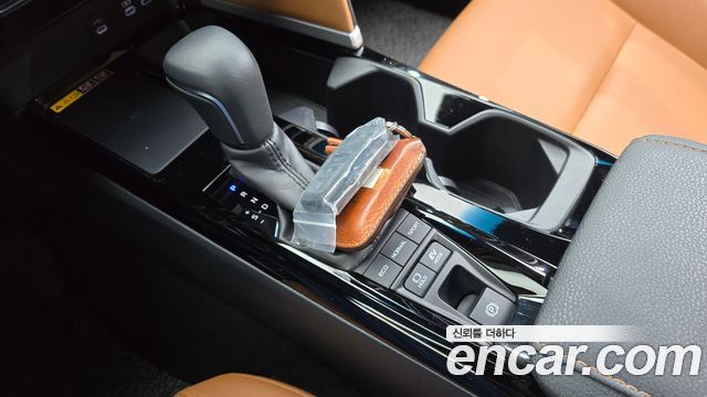 Toyota Camry (XV80) 2.5 XLE Premium Hybrid 2025 — фото 9