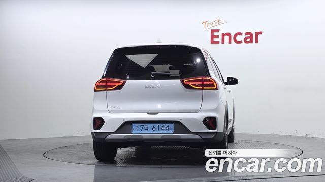 Kia Niro Plus Earth 2023 — фото 4