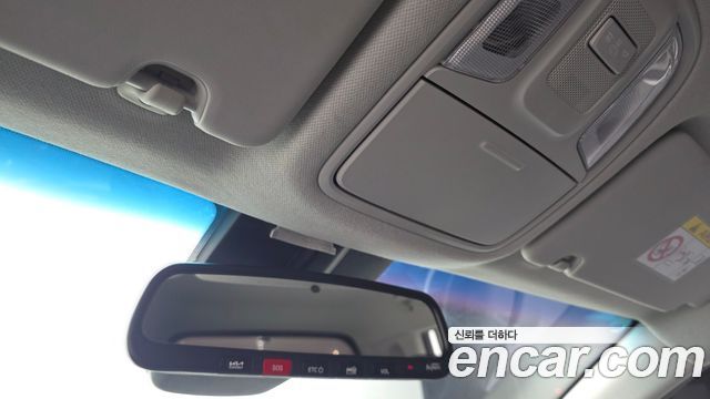 Kia Niro Plus Earth 2023 — фото 18