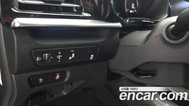Kia Niro Plus Earth 2023 — фото 28