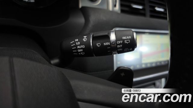 Land Rover Range Rover Evoque 2.0 TD4 SE 2018 — фото 17