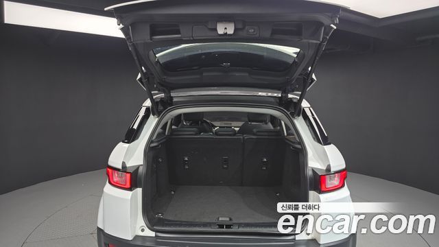 Land Rover Range Rover Evoque 2.0 TD4 SE 2018 — фото 20