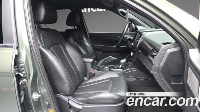 KG Mobility (SsangYong) Rexton Sports Khan Diesel 2.2 4WD Prestige 2022 — фото 11