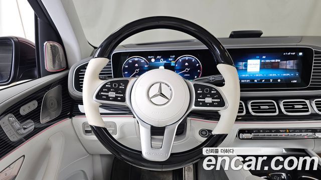 Mercedes-Benz GLS-Class (X167) Maybach GLS600 4MATIC Manufakur 2023 — фото 13