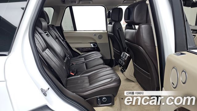 Land Rover Range Rover (IV) 5.0 SC Vogue SE 2017 — фото 12
