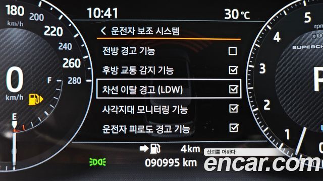 Land Rover Range Rover (IV) 5.0 SC Vogue SE 2017 — фото 16