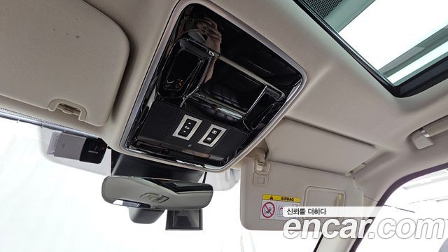 Land Rover Range Rover (IV) 5.0 SC Vogue SE 2017 — фото 27