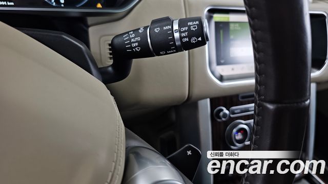 Land Rover Range Rover (IV) 5.0 SC Vogue SE 2017 — фото 29