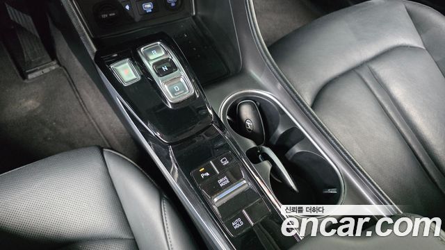 Hyundai Sonata (DN8) 2.0 LPG(Disabled Person) Premium 2022 — фото 9