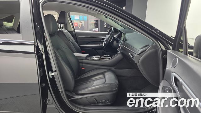 Hyundai Sonata (DN8) 2.0 LPG(Disabled Person) Premium 2022 — фото 11
