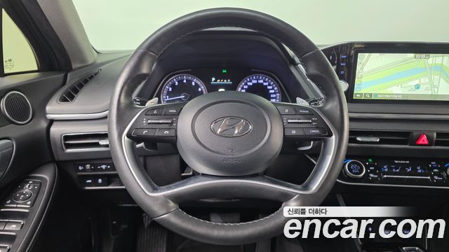 Hyundai Sonata (DN8) 2.0 LPG(Disabled Person) Premium 2022 — фото 13