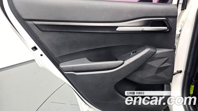 Kia Seltos Gasoline 1.6 Turbo 2WD Prestige 2021 — фото 25