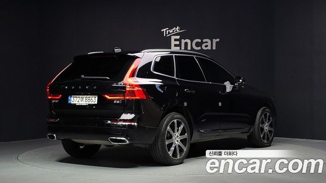 Volvo XC60 (II) B6 Inscirtion 2021 — фото 2