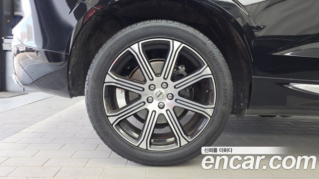 Volvo XC60 (II) B6 Inscirtion 2021 — фото 5