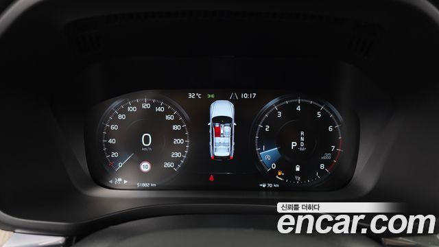 Volvo XC60 (II) B6 Inscirtion 2021 — фото 8