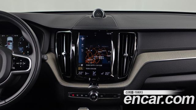 Volvo XC60 (II) B6 Inscirtion 2021 — фото 14