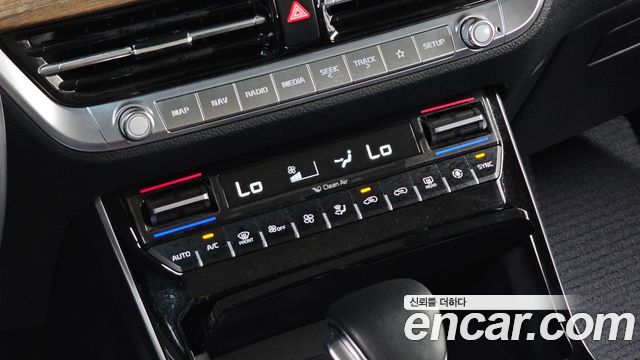 Kia Mohave The Master Diesel 3.0 4WD 5-Seater Platinum 2021 — фото 30