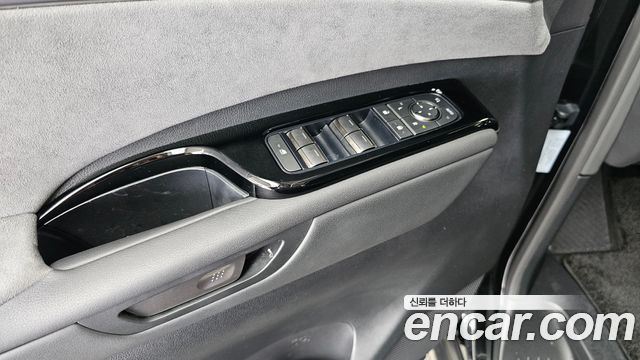 Lexus LM (II) 500h Royal 2025 — фото 29
