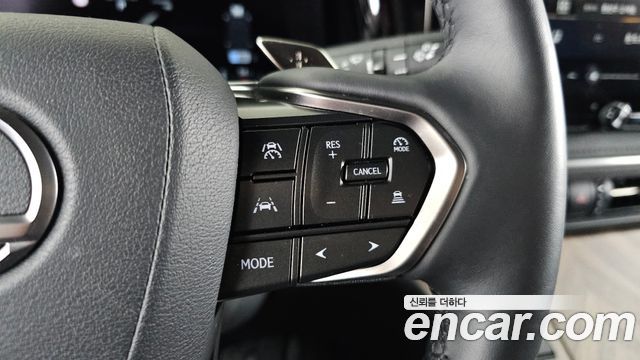 Lexus LM (II) 500h Royal 2025 — фото 36