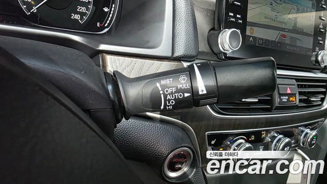 Honda Accord (X) 2.0 Hybrid Touring 2020 — фото 20