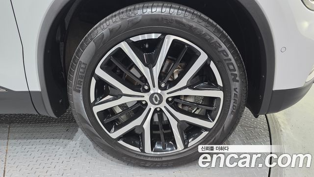 Renault Korea QM6 2.0 LPe RE Signature 2WD 2022 — фото 21