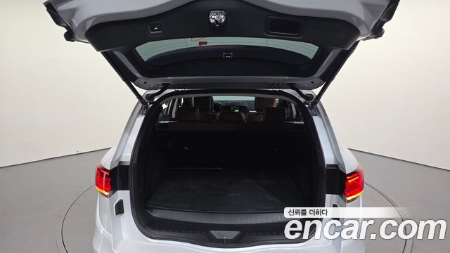Renault Korea QM6 2.0 LPe RE Signature 2WD 2022 — фото 30