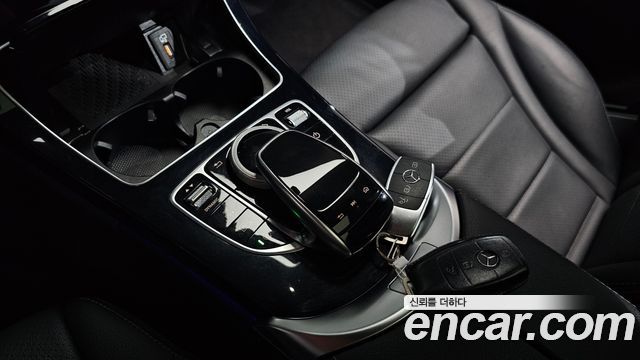 Mercedes-Benz C-Class (W205) C220 d 4MATIC 2020 — фото 17